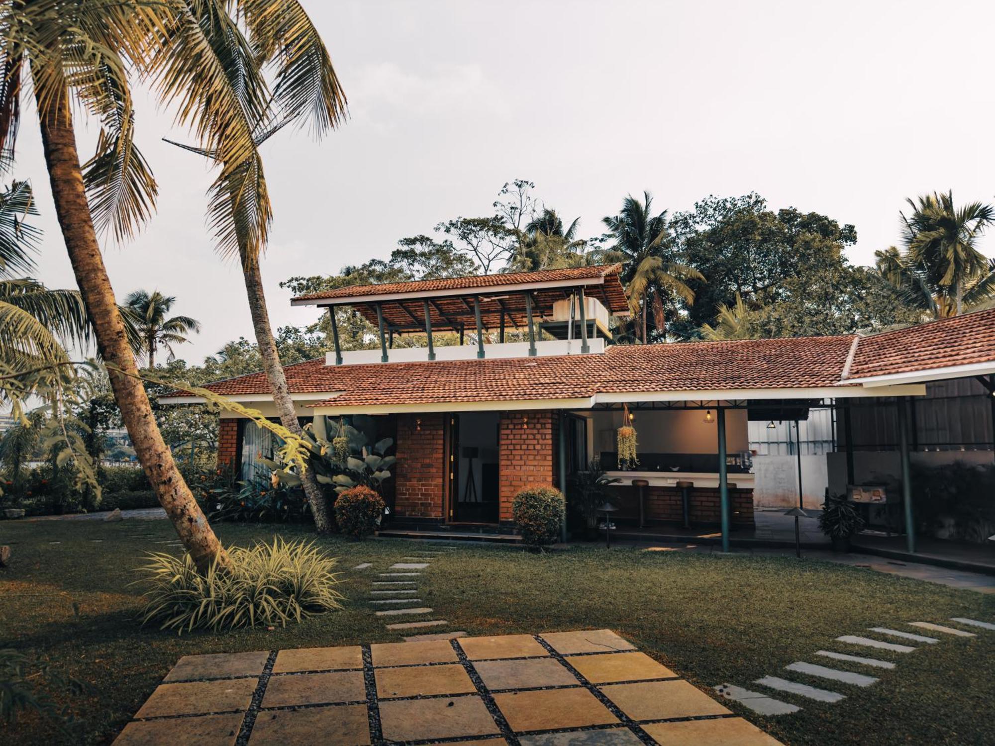 Villa Bamboonest Riverside Kochi Exterior foto